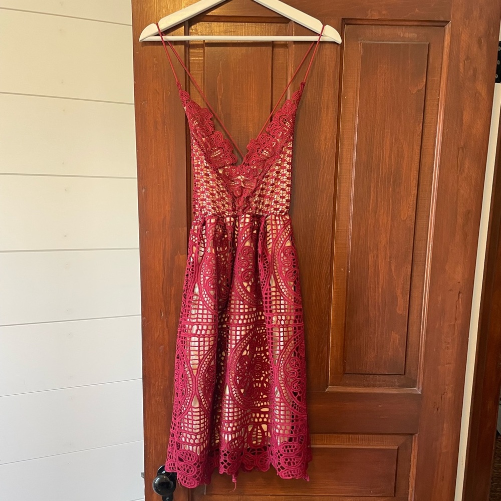 Tie back Lace Dress